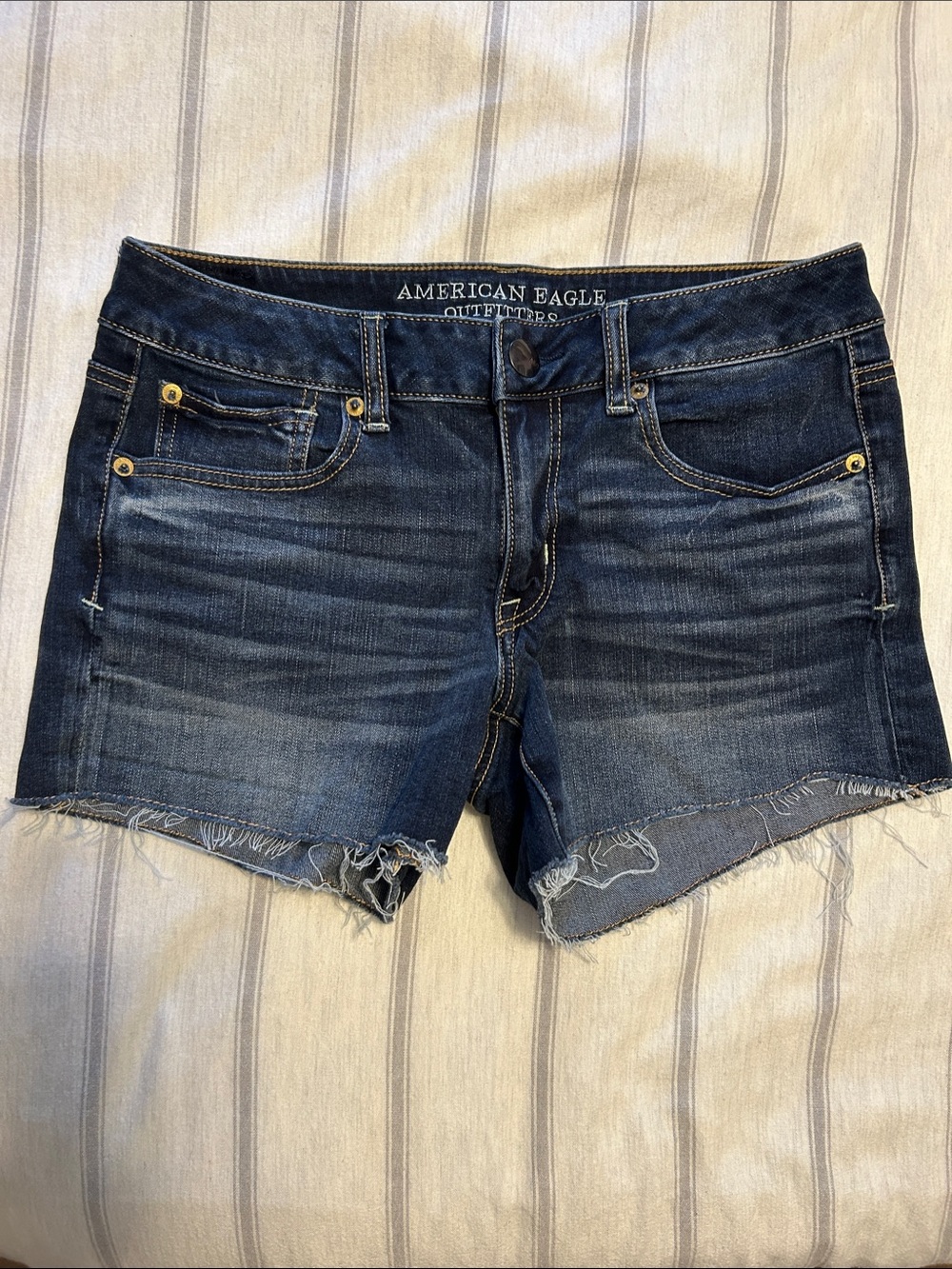 American Eagle Outfitters Indigo Blue Distressed Denim Cutoff Shorts size 8